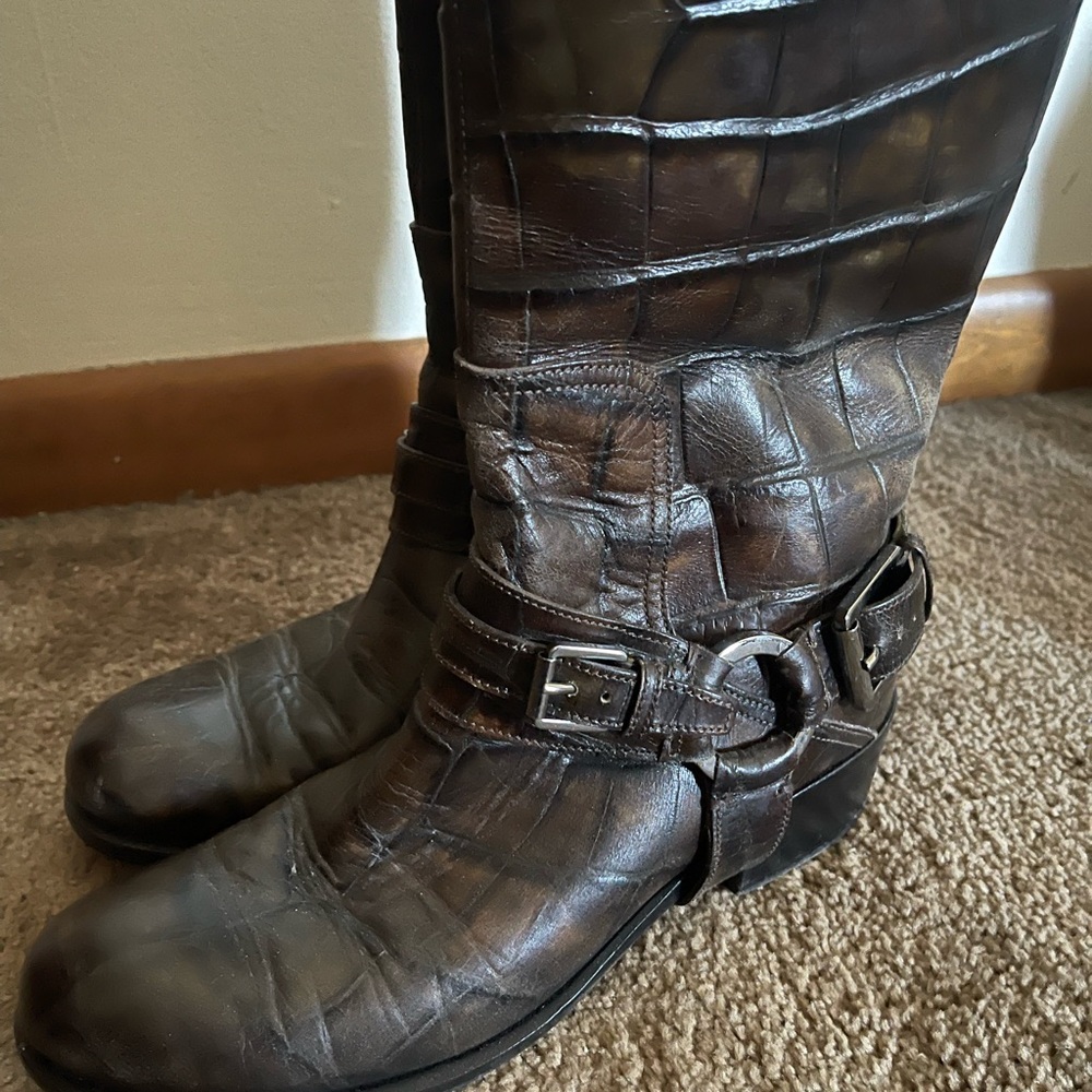 Christian Dior boots